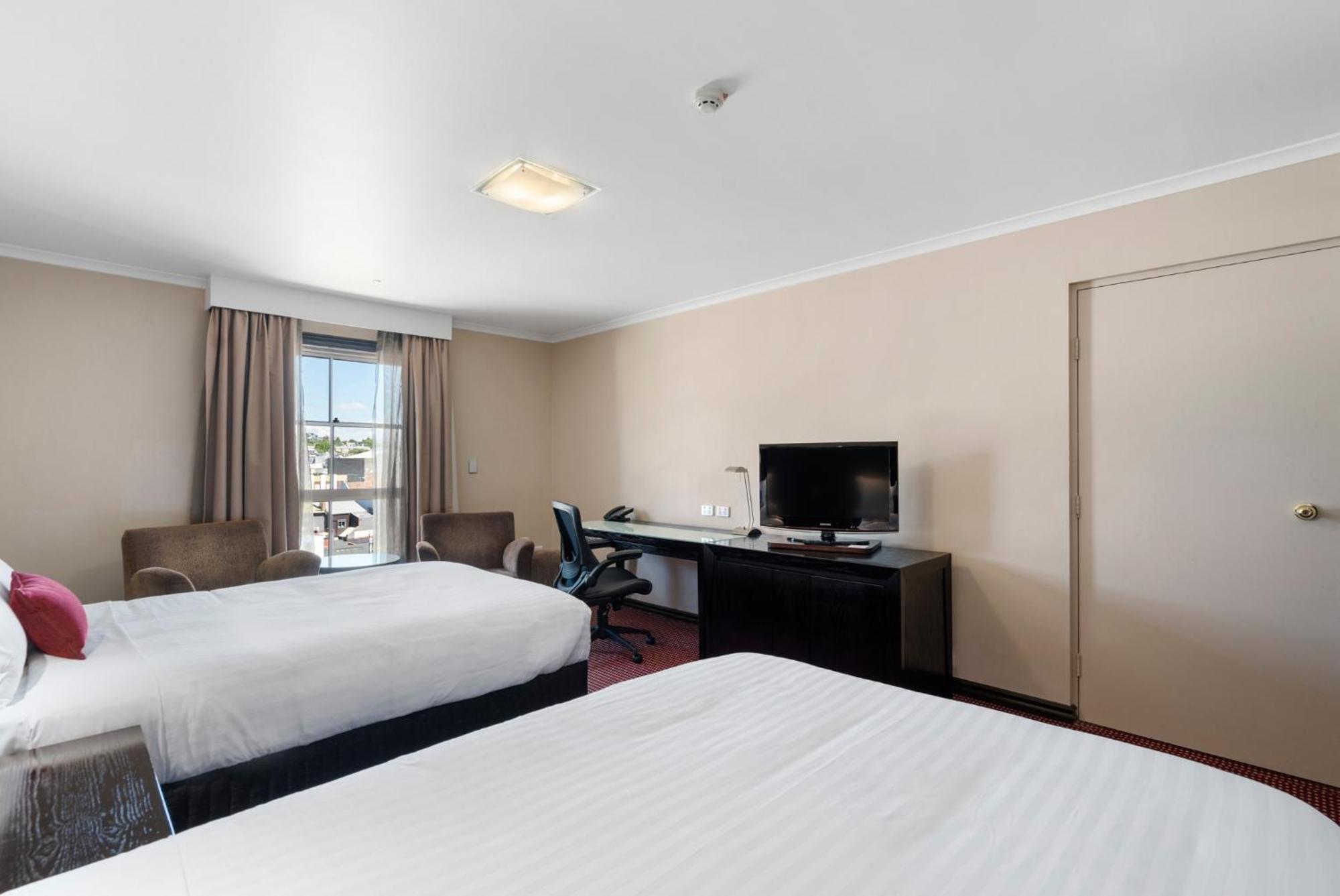Hotel Grand Chancellor Launceston Rum bild